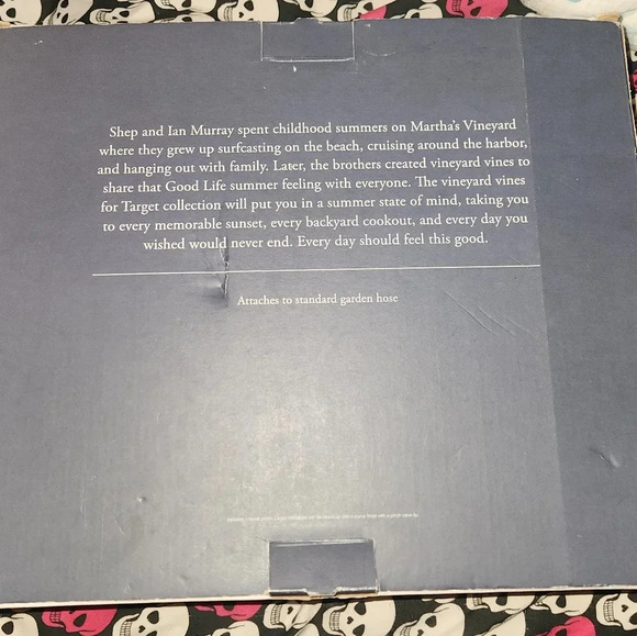 Vineyard Vines Inflatable Whale Sprinkler Pink Blue - Picture 2 of 2